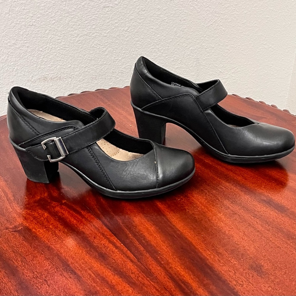 Earth Origins Black Heel - Sz 6M